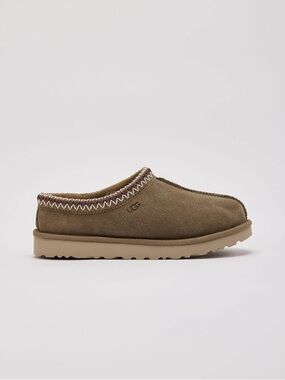 UGG Tasmans- Sz 7